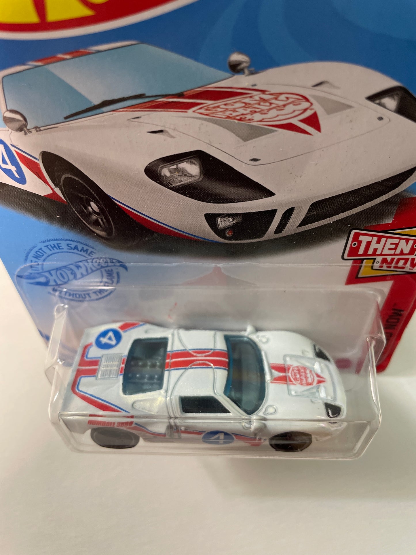 Hot Wheels 1/64 Ford GT-40 Gumball 3000 White - Damaged Box