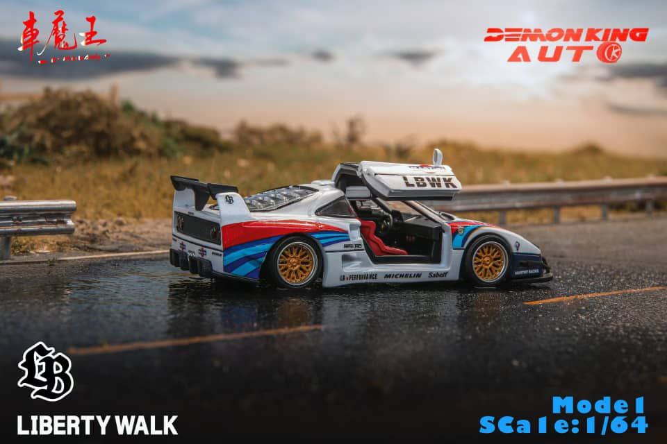 Demon King AUTO.LBWK MARTINI F40 ガルウィング Pre-order **Demon King Auto 1:64 F40 Gull wing gate Martini