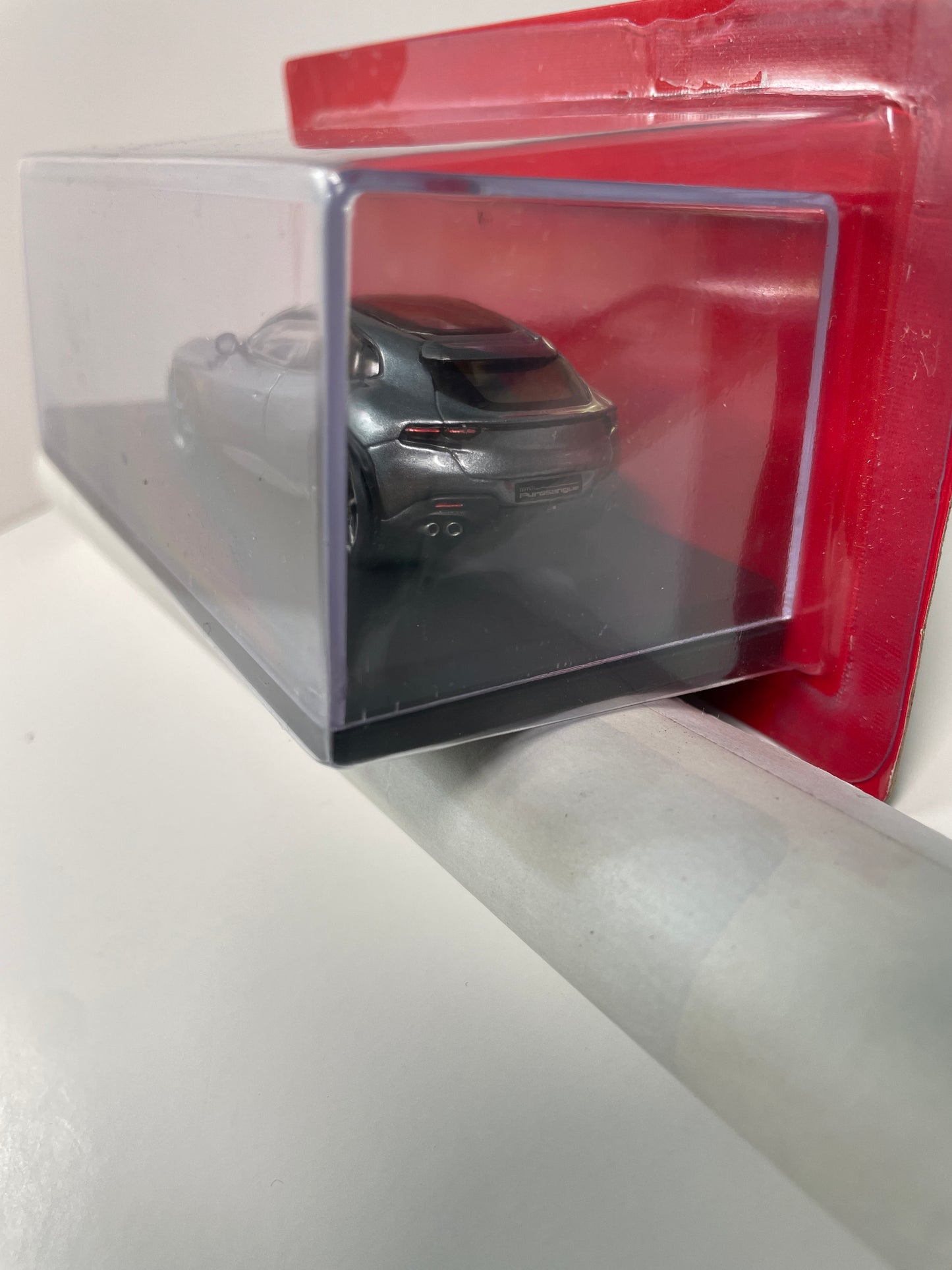 Centauria 1/64 Ferrari Purosangue 2022 Grey