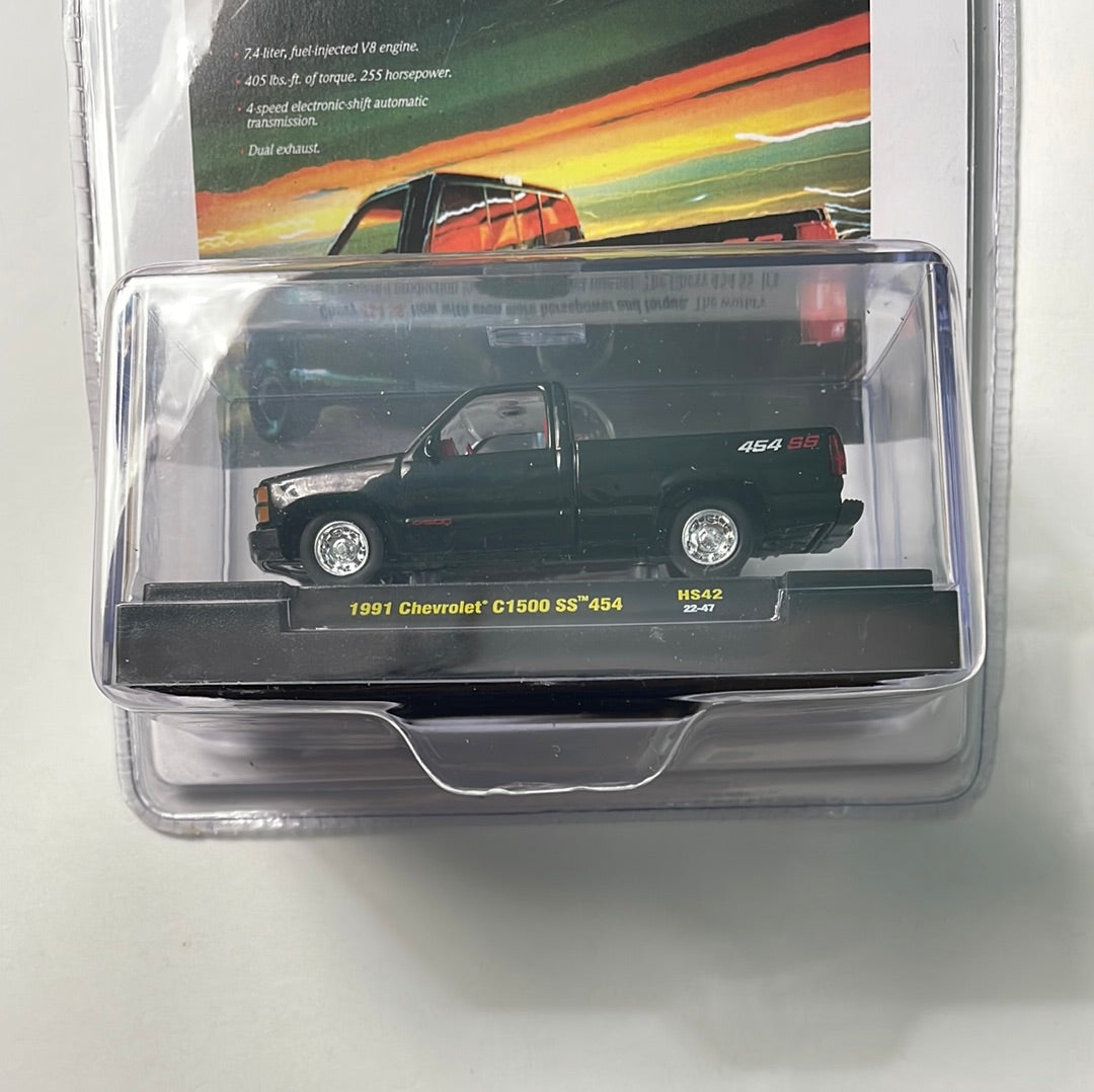 M2 Machines 1/64 1991 Chevrolet C1500 SS 454 Black