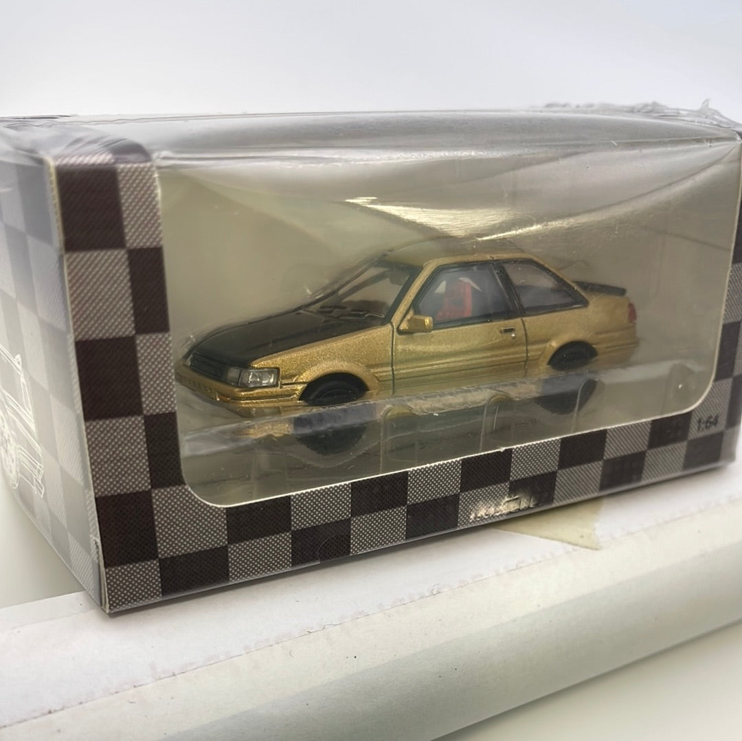 DCT 1/64 Toyota AE86 Levin Gold