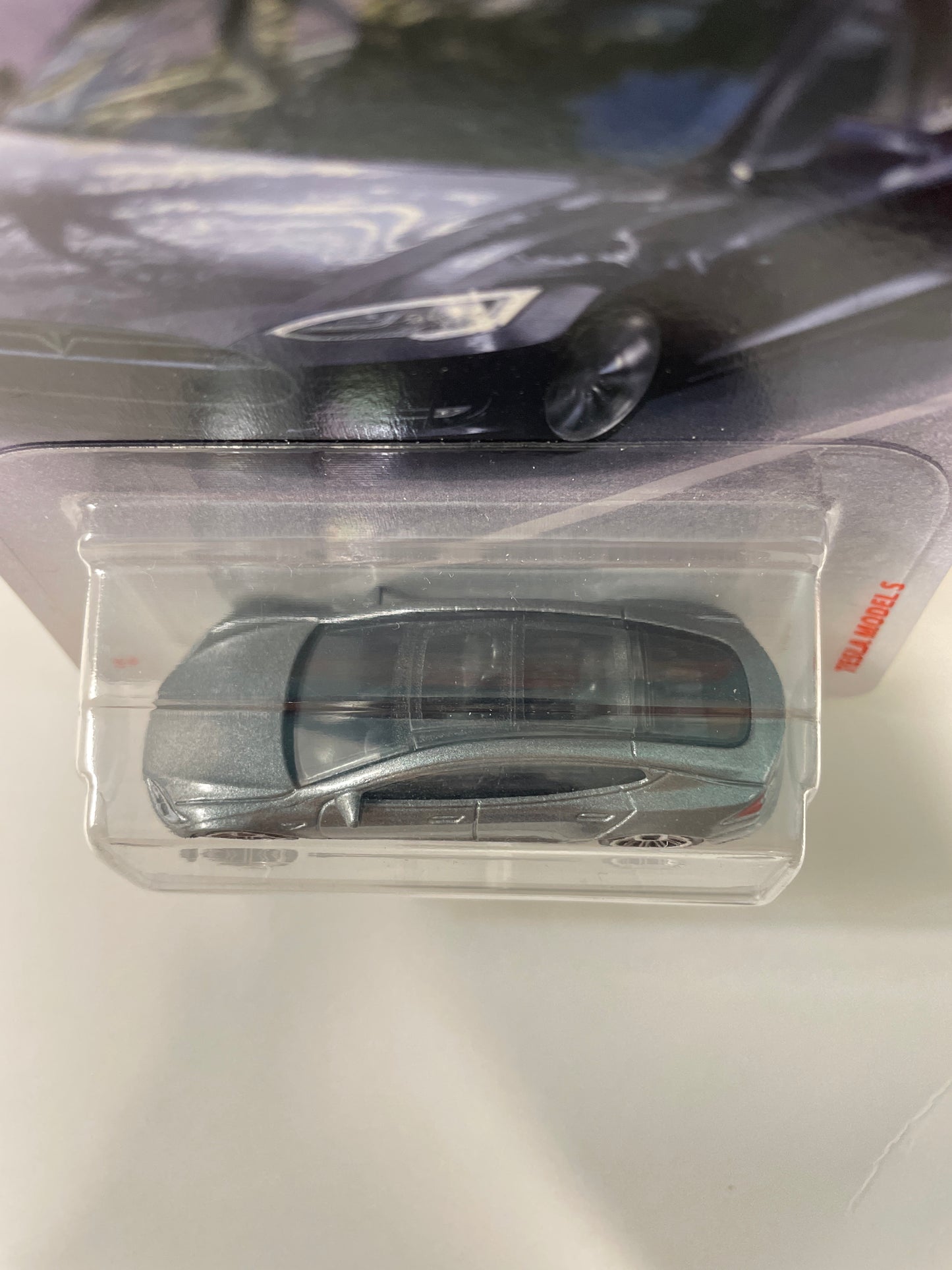 Matchbox 1/64 Road Trip Tesla Model S Silver