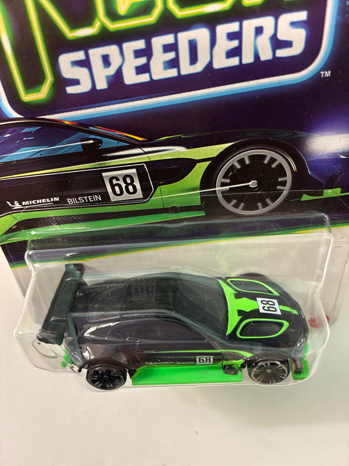 Hot Wheels 1/64 Neon Speeders Aston Martin Vantage GTE Black & Green - JKY05