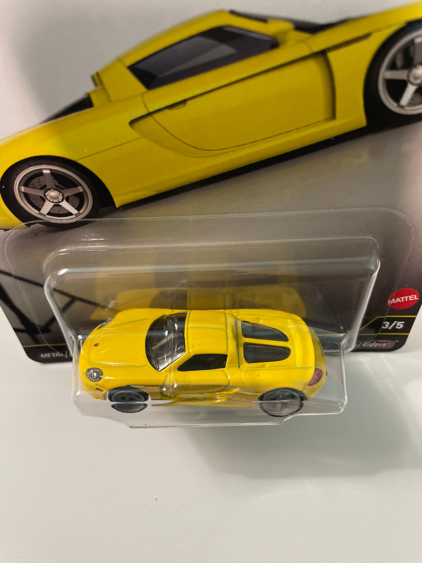 Hot Wheels 1/64 Car Culture Timeless Icons Porsche Carrera GT Yellow - JBK91 - Error