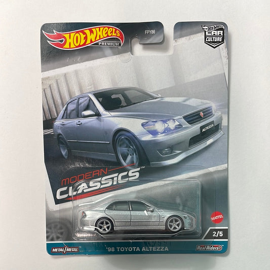 Hot Wheels 1/64 Car Culture Modern Classics 4 ‘98 Toyota Altezza Silver - Damaged Card