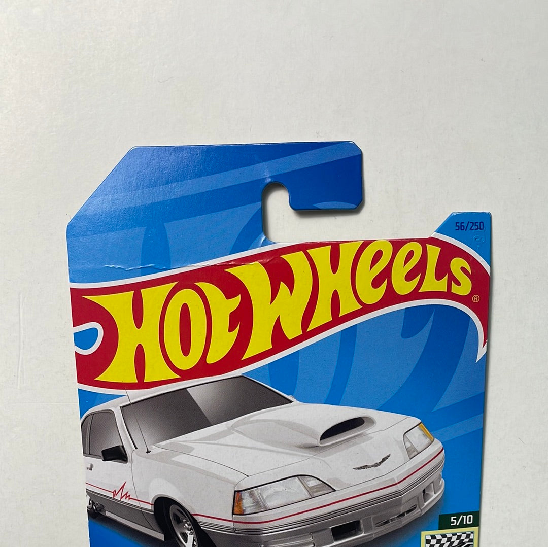 Hot Wheels 1/64 Matt and Debbie Hay’s 1988 Pro Street Thunderbird White - Damaged Box