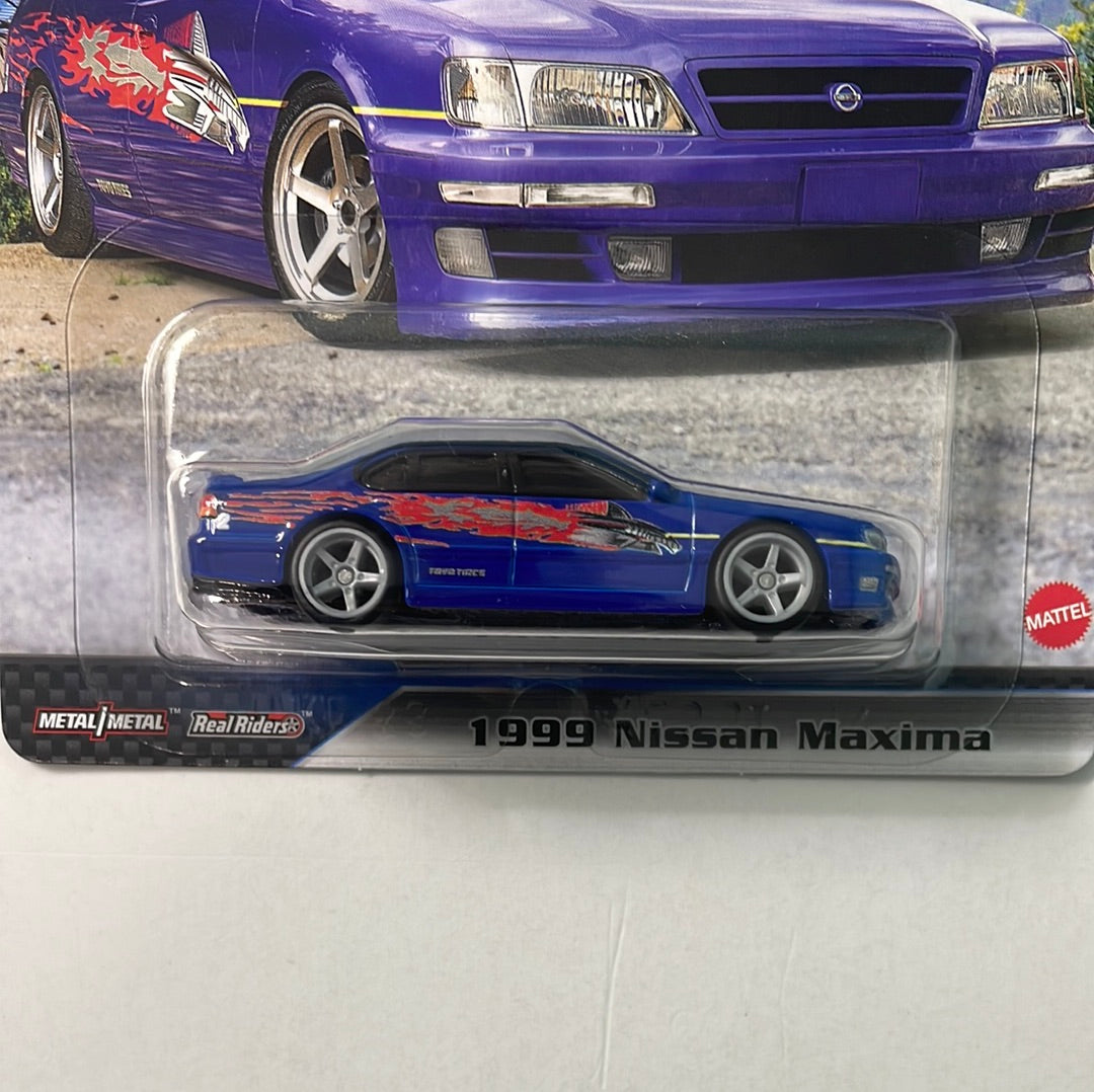 Hot Wheels 1/64 Fast & Furious 1999 Nissan Maxima Blue