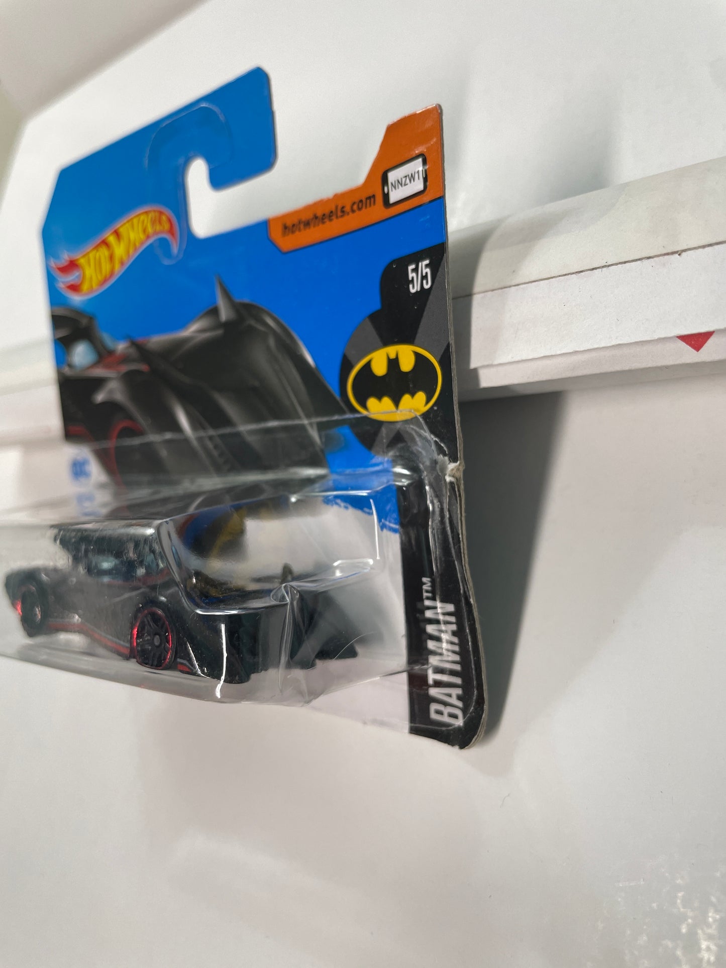 Hot Wheels 1/64 Batman Batmobile Short Card Black & Red - Damaged Card