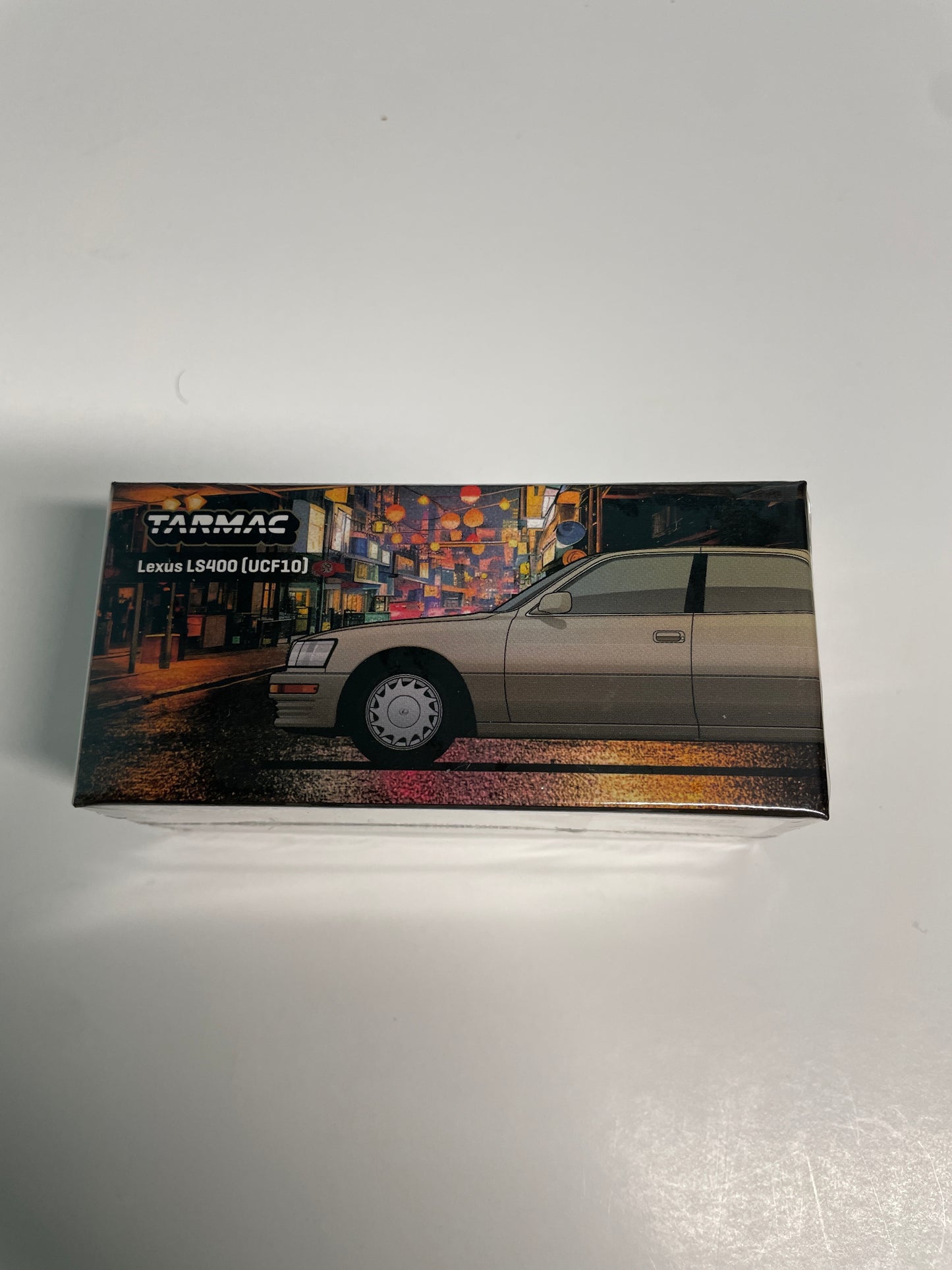 Tarmac Works 1/64 Lexus LS400 (UCF10) Champagne Beige Metallic - GLOBAL64