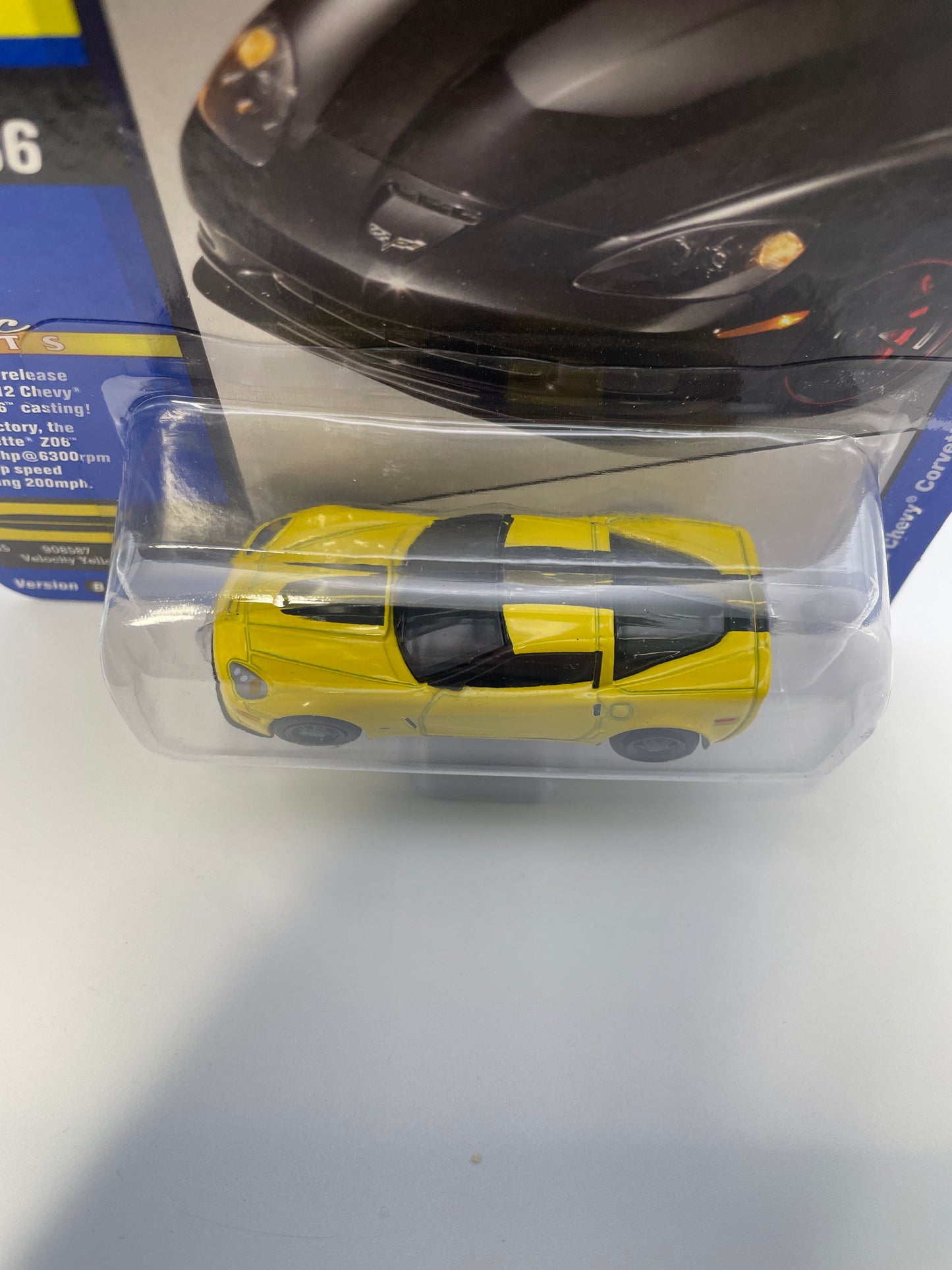 Johnny Lightning 1/64 Classic Gold Collection 2012 Chevy Corvette Z06 Velocity Yellow