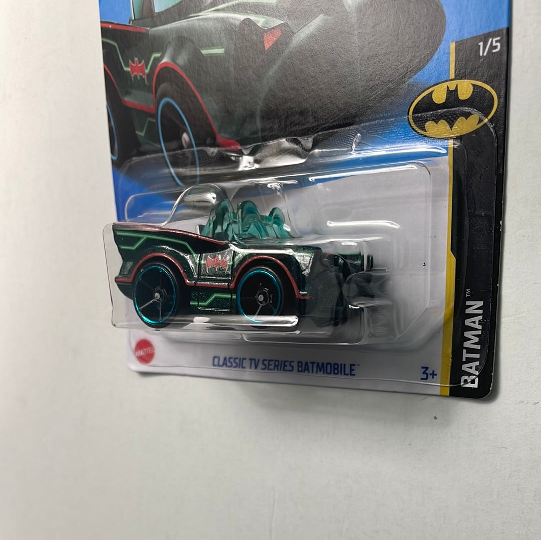 Hot Wheels 1/64 Classic TV Series Batmobile Green