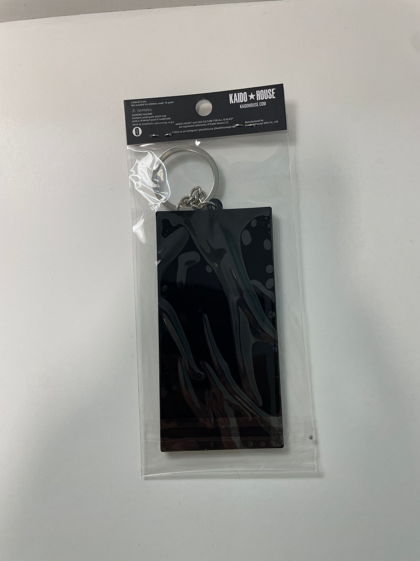 Kaido House Garage Key Chain Black & White