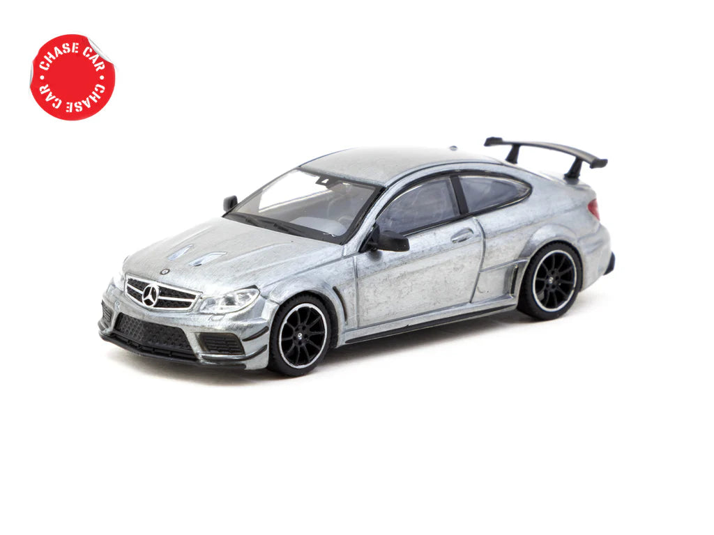 Tarmac Works 1/64 Mercedes-Benz C 63 AMG Coupé Black Series Matte Black - GLOBAL64 - T64G-009-MB