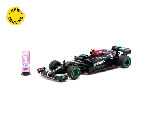 Tarmac Works 1/64 Mercedes-AMG F1 W12 E Performance Turkish Grand Prix 2021 Winner Valtteri Bottas #77 - GLOBAL64 Black