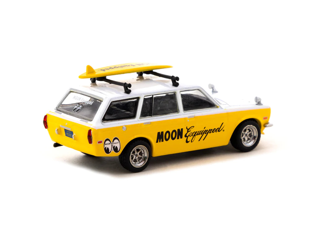 Tarmac Works Global64 1/64  Datsun Bluebird 510 Wagon MOON Equipped