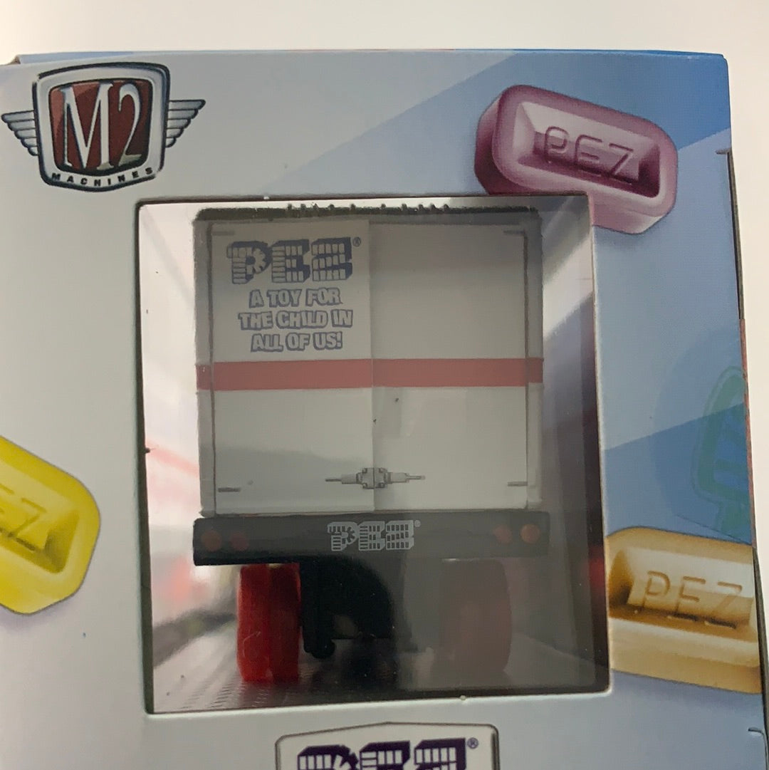 *Chase* M2 Machines 1/64 PEZ 1956 Ford COE & 1965 Ford Econoline Delivery Van (1/500 pcs)