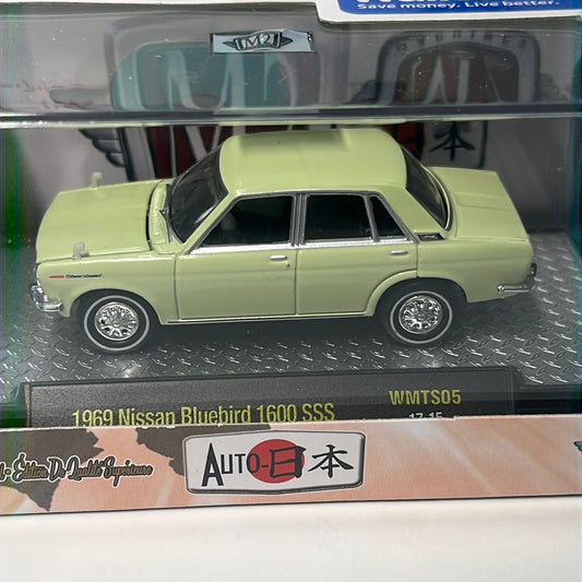 1/64 M2 Machines Auto Japan 1969 Nissan Bluebird 1600 SSS Green