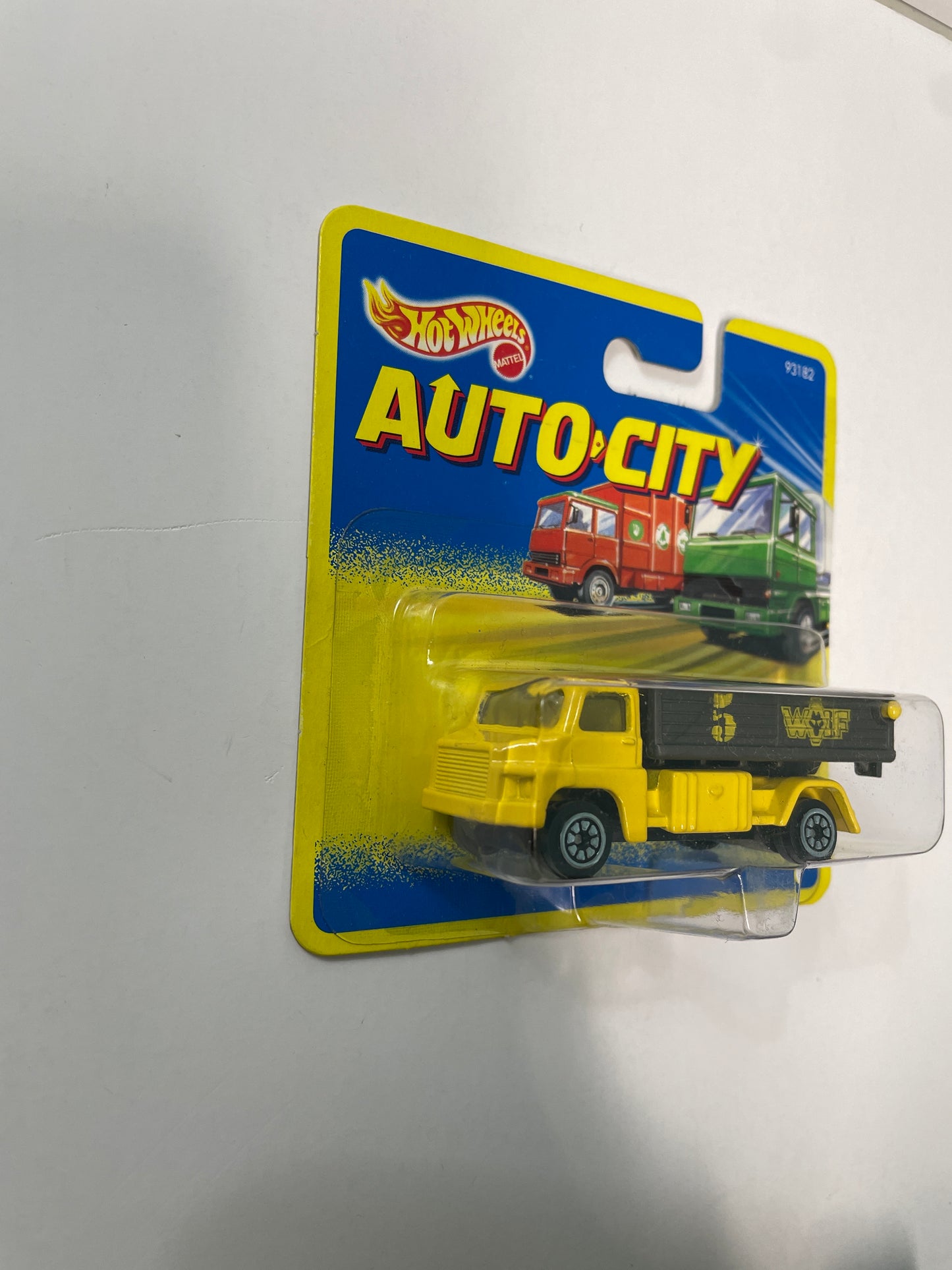 Hot Wheels 1/64 Auto City Tipping Lorry Yellow - Damaged Box