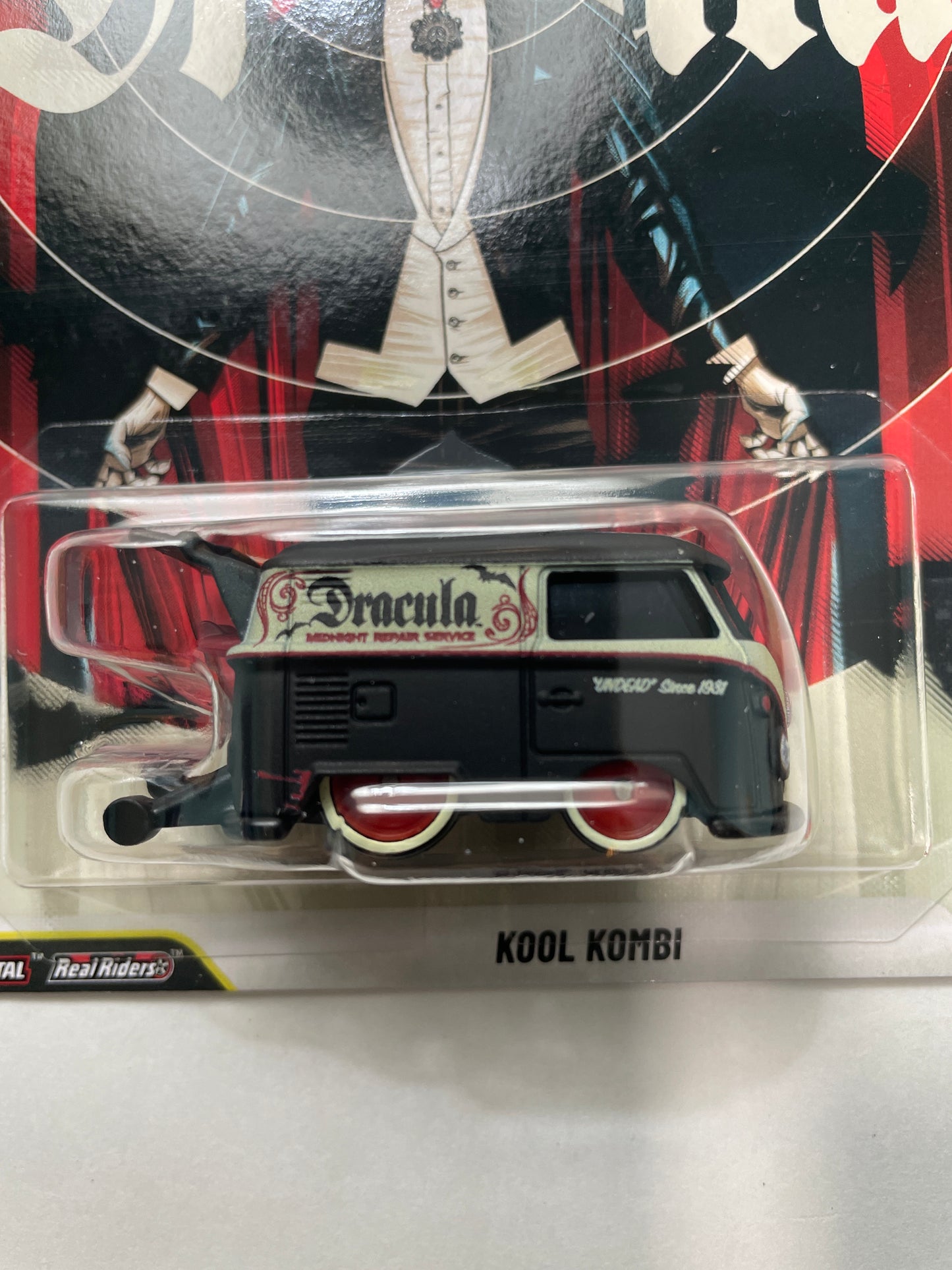 Hot Wheels 1/64 Pop Culture Dracula Kool Kombi Black - JHX01