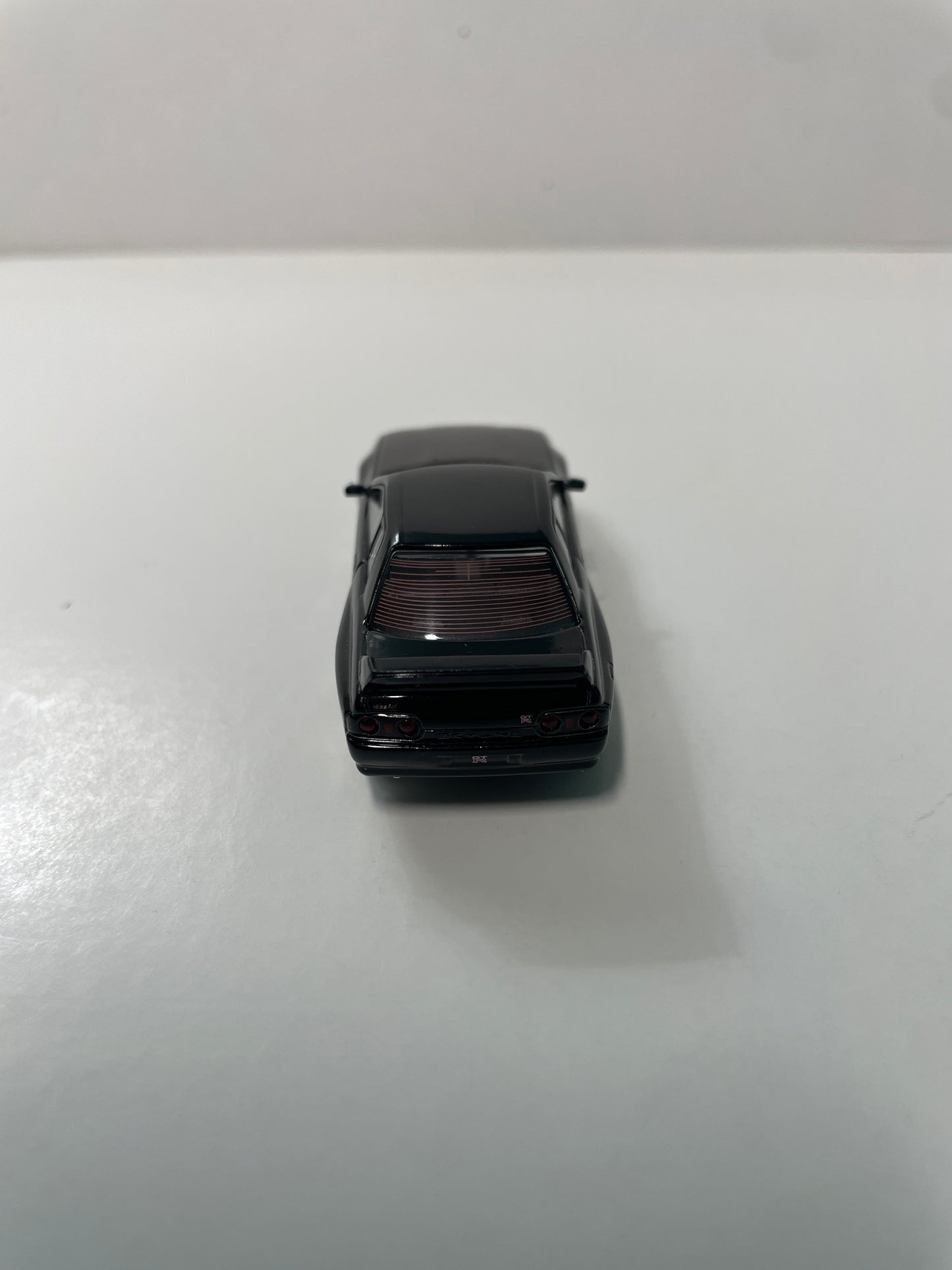 Mini GT 1/64 Nissan Skyline GT-R Black w/ BBS LM Wheel Black MGT00087-MJ - Loose w/ Damaged Box