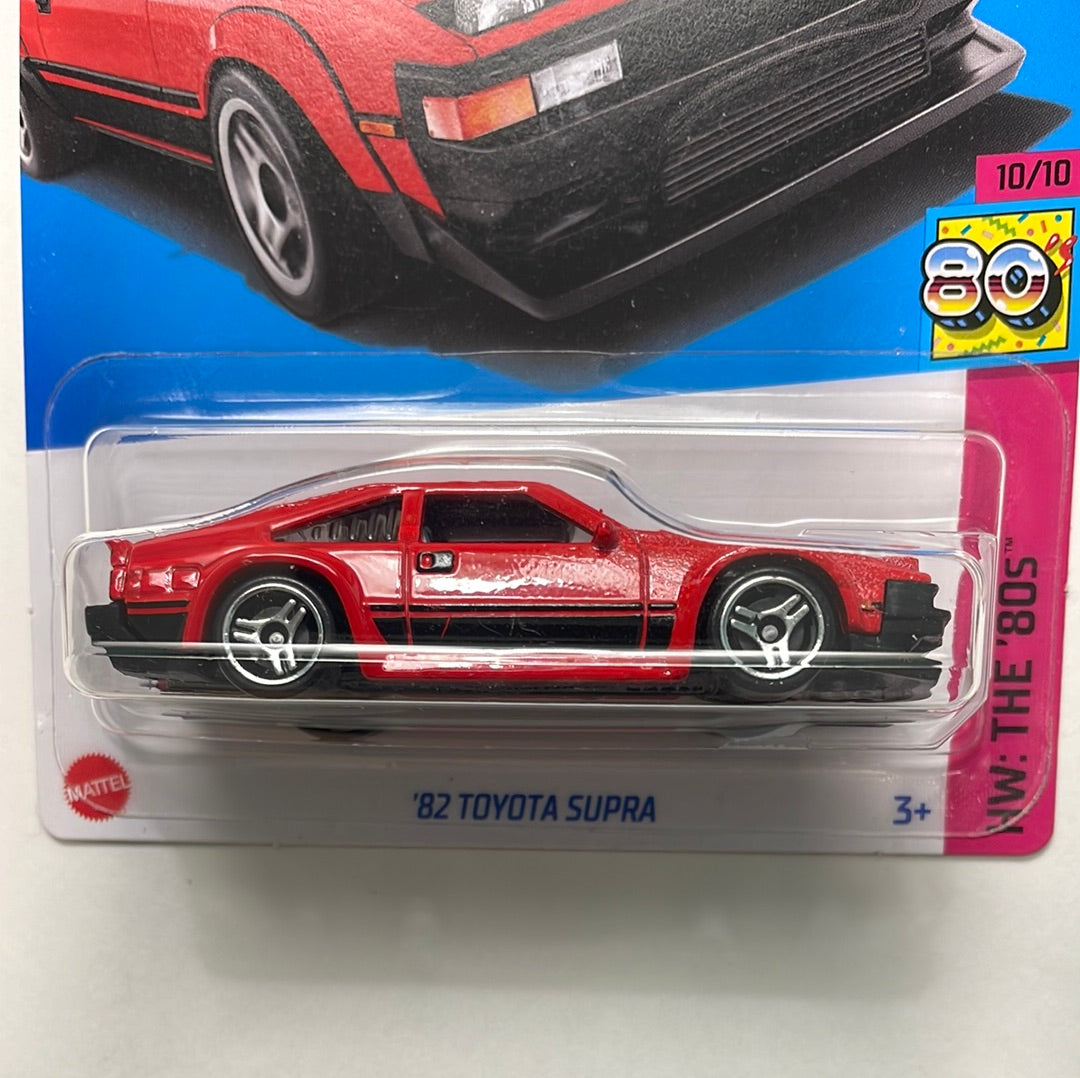 Hot Wheels 1/64 '82 Toyota Supra Red