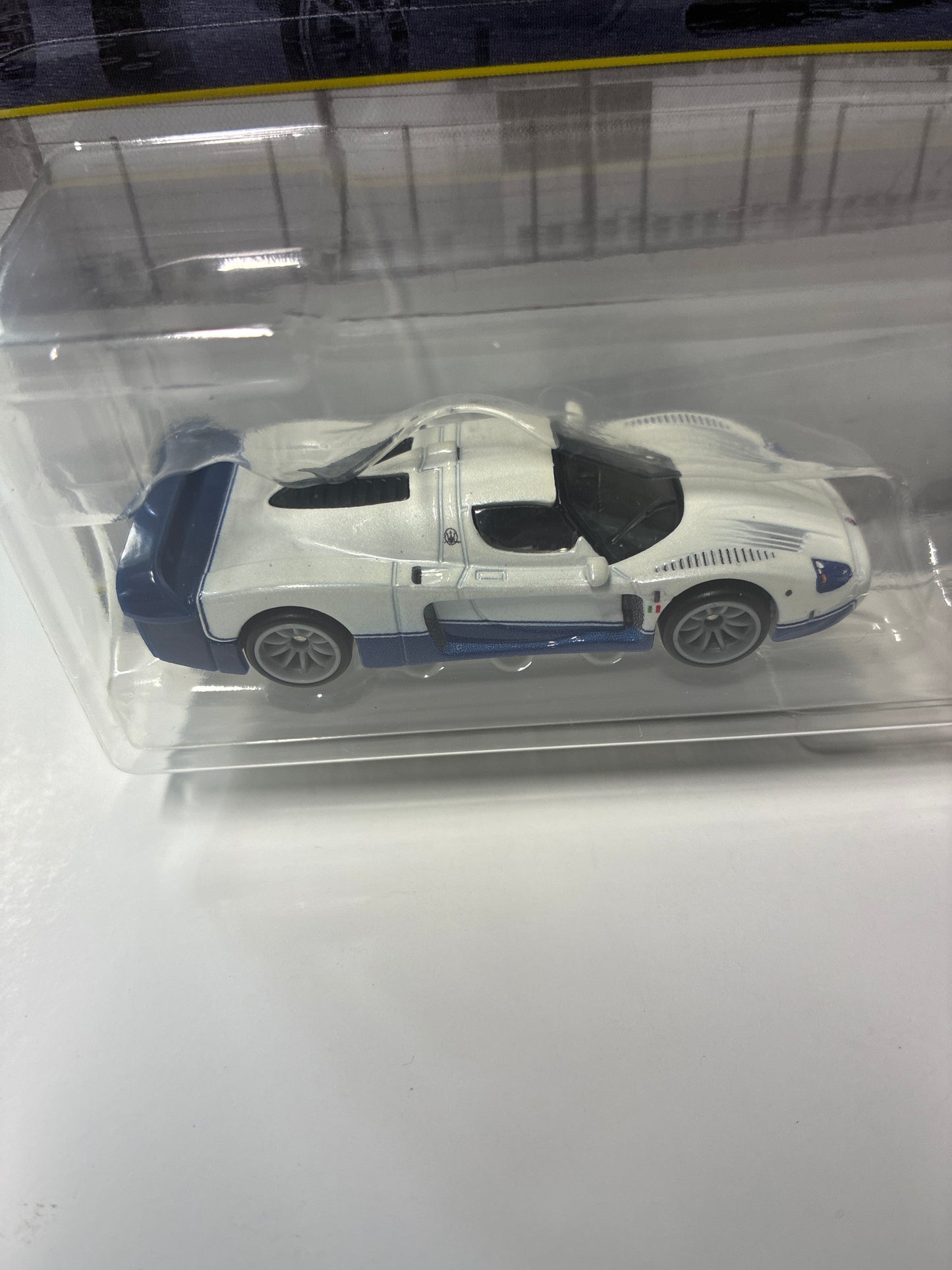 Hot Wheels 1/64 Car Culture Premium 2 Pack Maserati MC12 & Maserati MC20 - JHW55