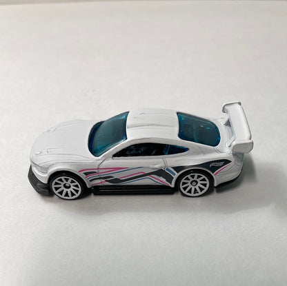 *Loose* Hot Wheels 1/64 5 Pack Exclusive Custom ‘18 Ford Mustang GT White