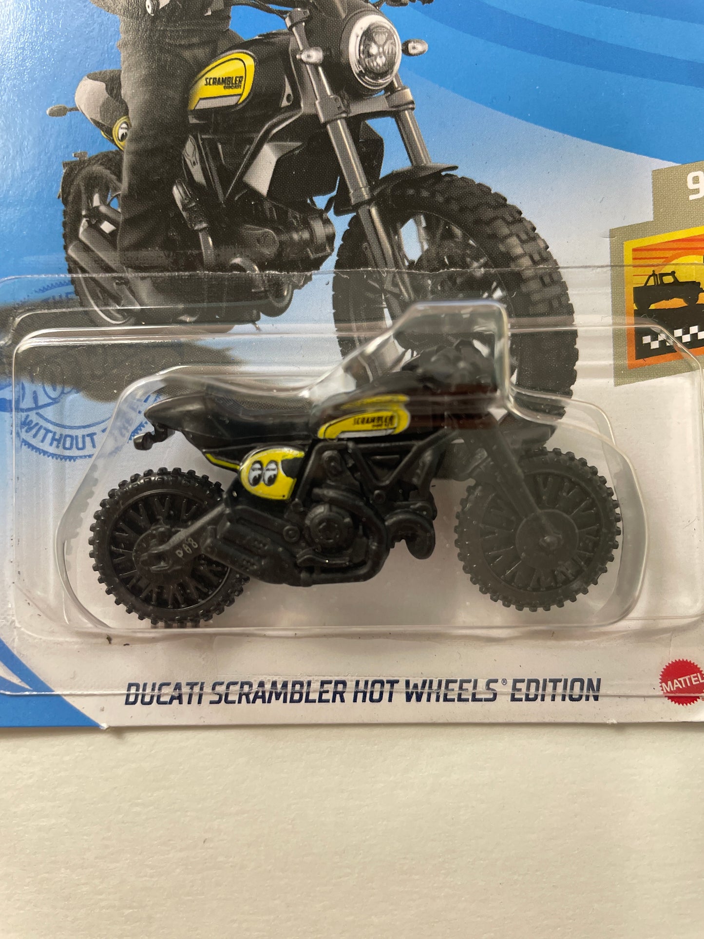Hot Wheels 1/64 Ducati Scrambler Hot Wheels Edition Black - Damaged Box