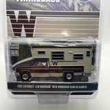 Greenlight 1/64 Hobby Exclusive Winnebago 1982 Chevrolet C20 Silverado w/ Winnebago Slide-In Camper Brown