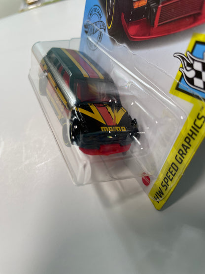 Hot Wheels 1/64 Datsun Bluebird Wagon 510 Momo Black