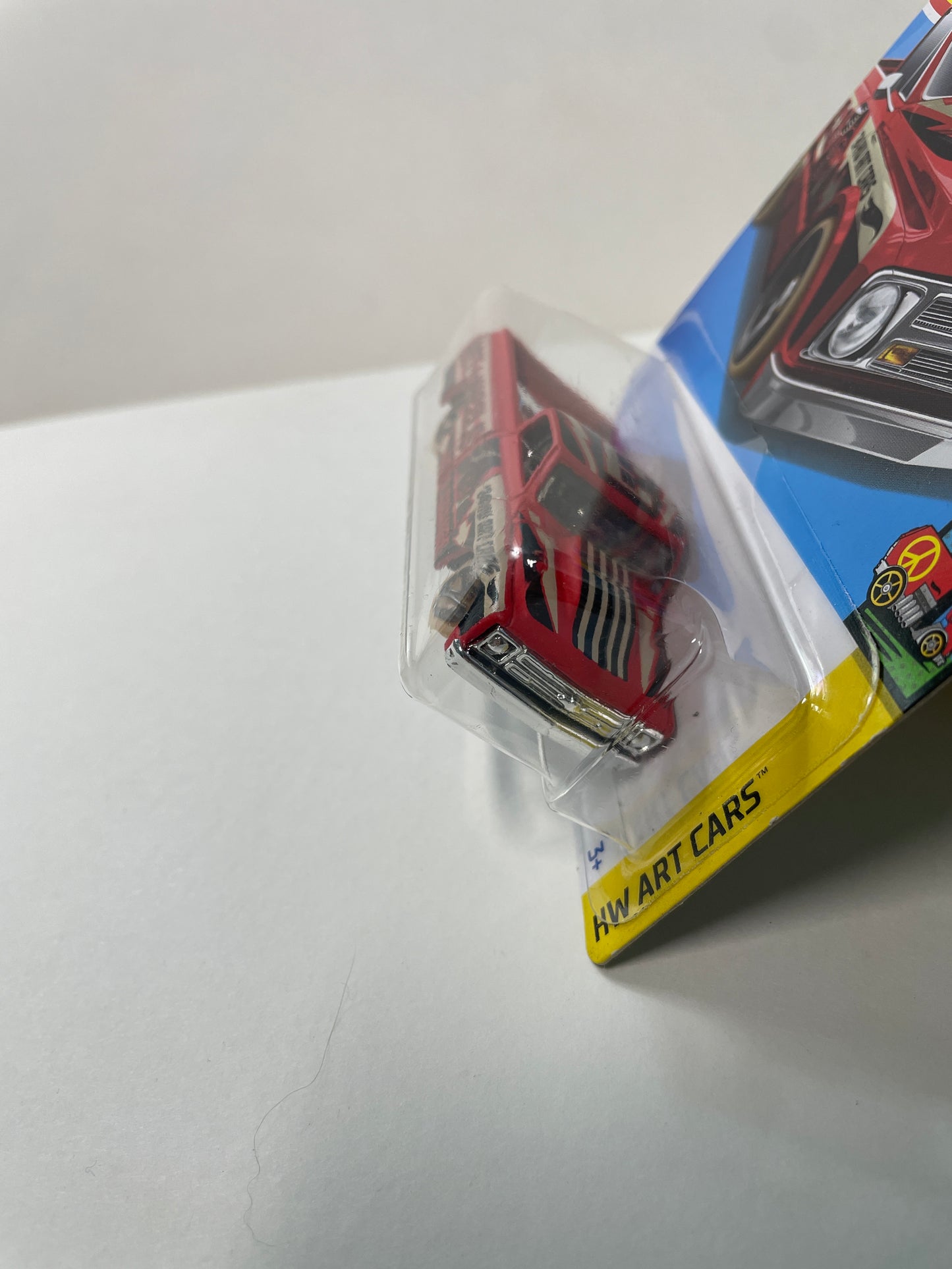 Hot Wheels 1/64 ‘67 Chevy C10 Red - Damaged Box