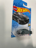 Hot Wheels 1/64 2020 Jaguar F-Type Silver