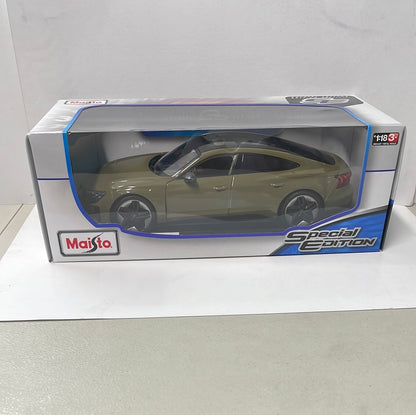 1/18 Maisto 2022 Audi RS E-Tron GT Green