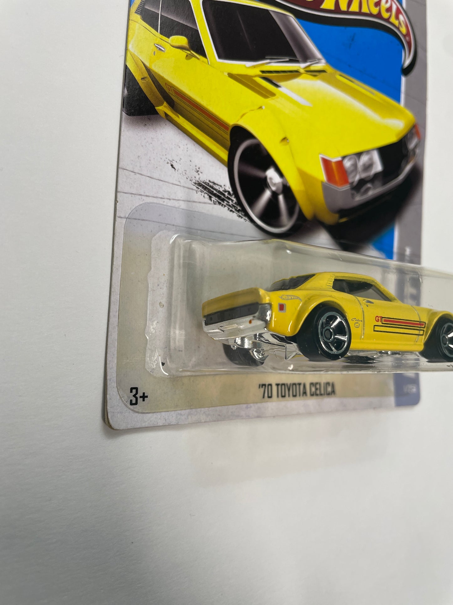 Hot Wheels 1/64 ‘70 Toyota Celica Yellow - Damaged Box