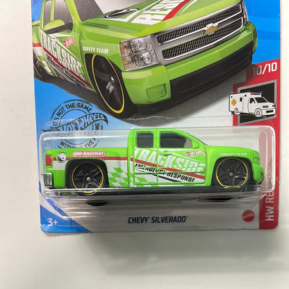 Hot Wheels 1/64 Treasure Hunt Chevy Silverado Green - Damaged Box
