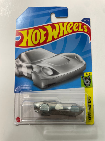 Hot Wheels 1/64 Coupe Clip Silver - Damaged Box