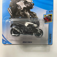 Hot Wheels 1/64  BMW K 1300 R Black - Damaged Card