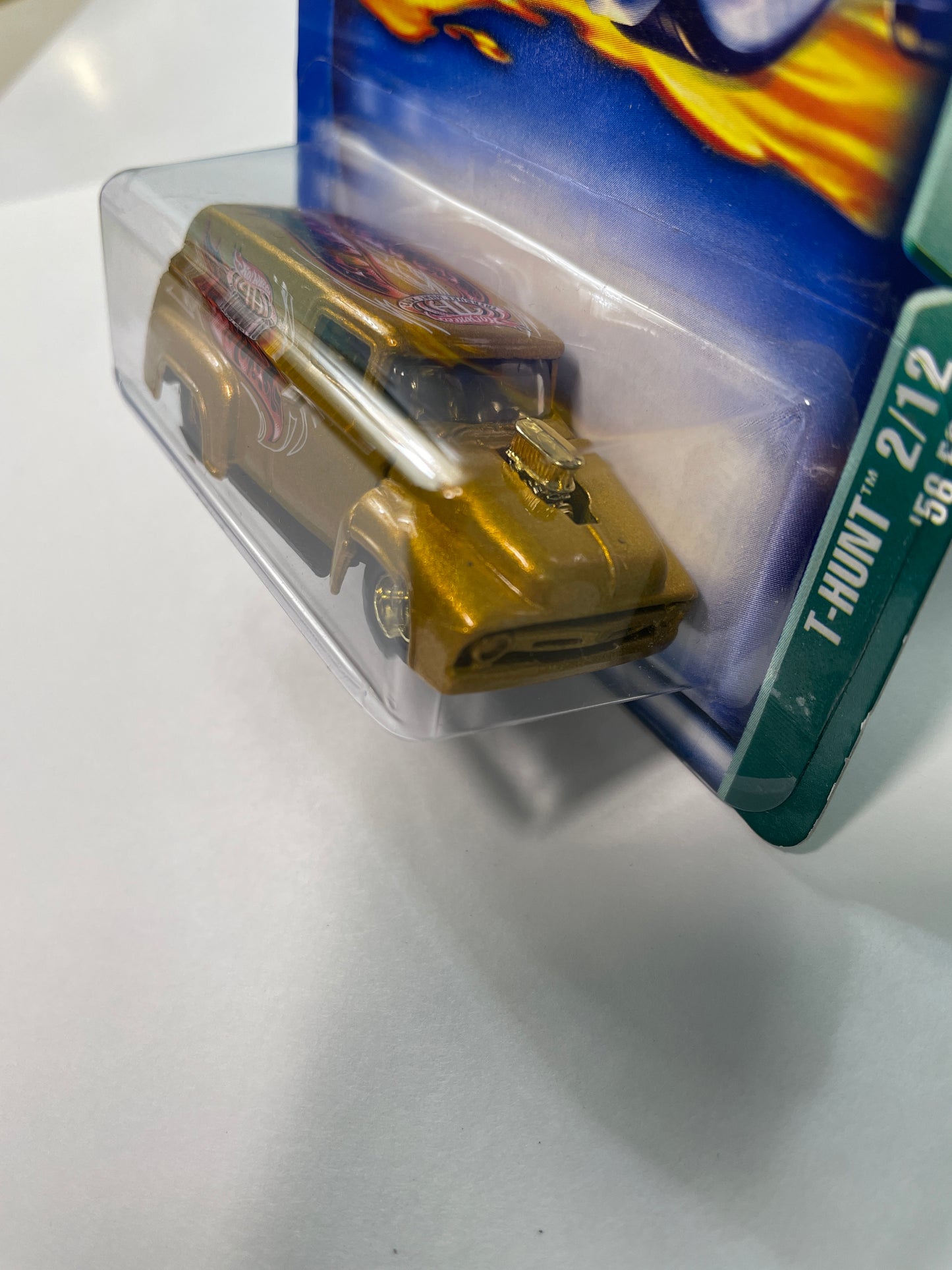 Hot Wheels 1/64 Treasure Hunt ‘56 Ford Gold