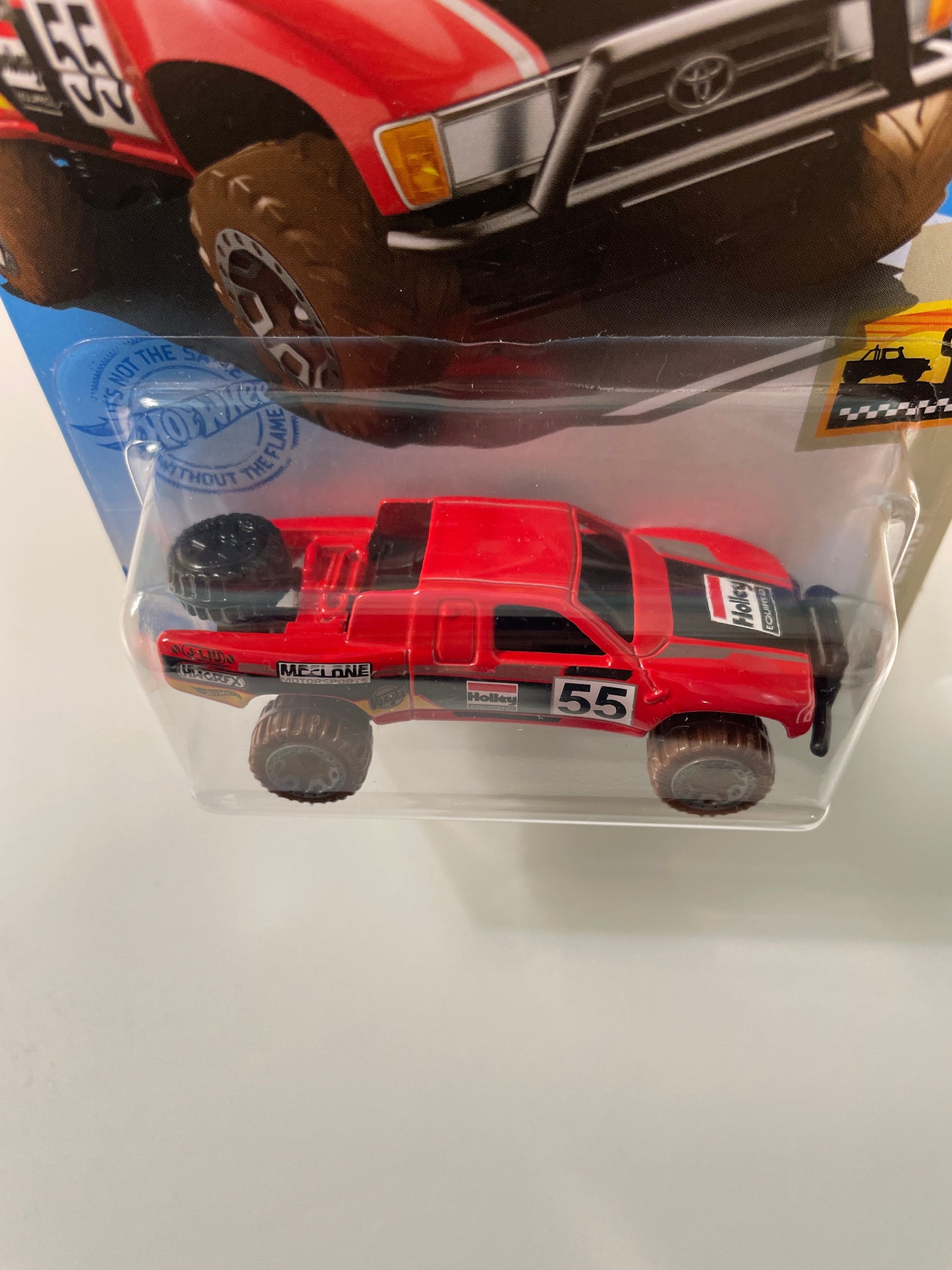 Hot Wheels 1/64 Toyota Off-Road Truck Red