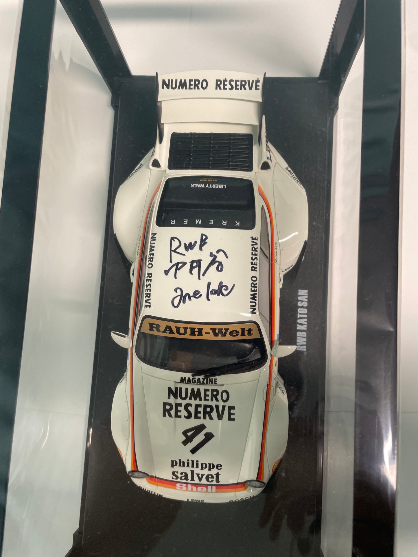 *SIGNED* 1/18 GT Spirit Porsche RWB Bodykit #41 Kato-San Resin Series White