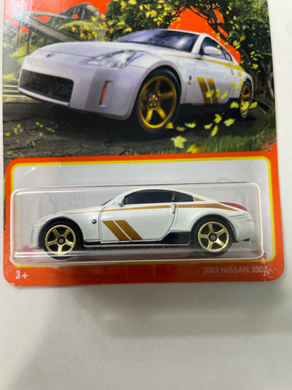 Matchbox 1/64 2003 Nissan 350Z White - Damaged Box
