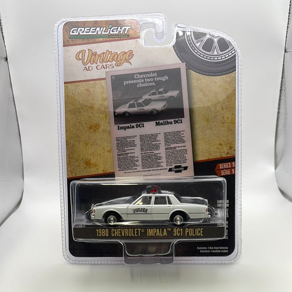 1/64 Greenlight Vintage Ad Cars Series 9 1980 Chevrolet Impala 9C1 Police White