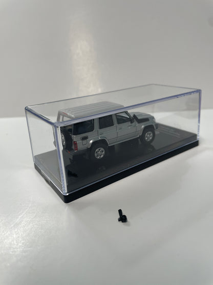 Para64 Toyota 2007 Land Cruiser 76 Silver Pearl - Damaged Car (Read Description)