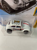 Hot Wheels 1/64 Volkswagen Beetle White