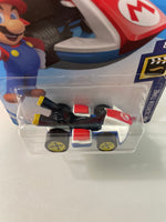 Hot Wheels 1/64 Mario Kart Standard Kart Black & Red