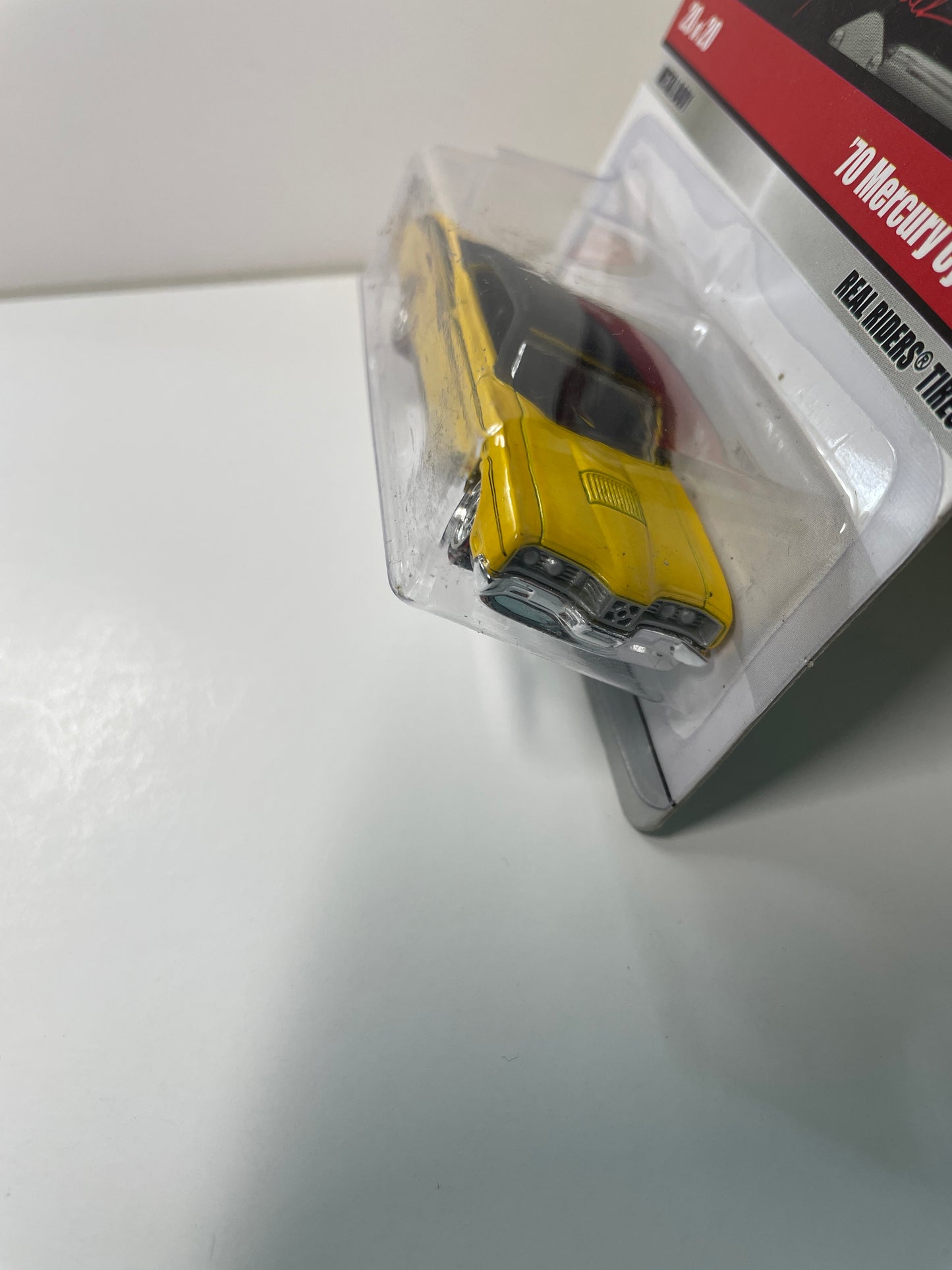 Hot Wheels 1/64 Larry’s Garage ‘70 Mercury Cyclone Yellow - Damaged Card
