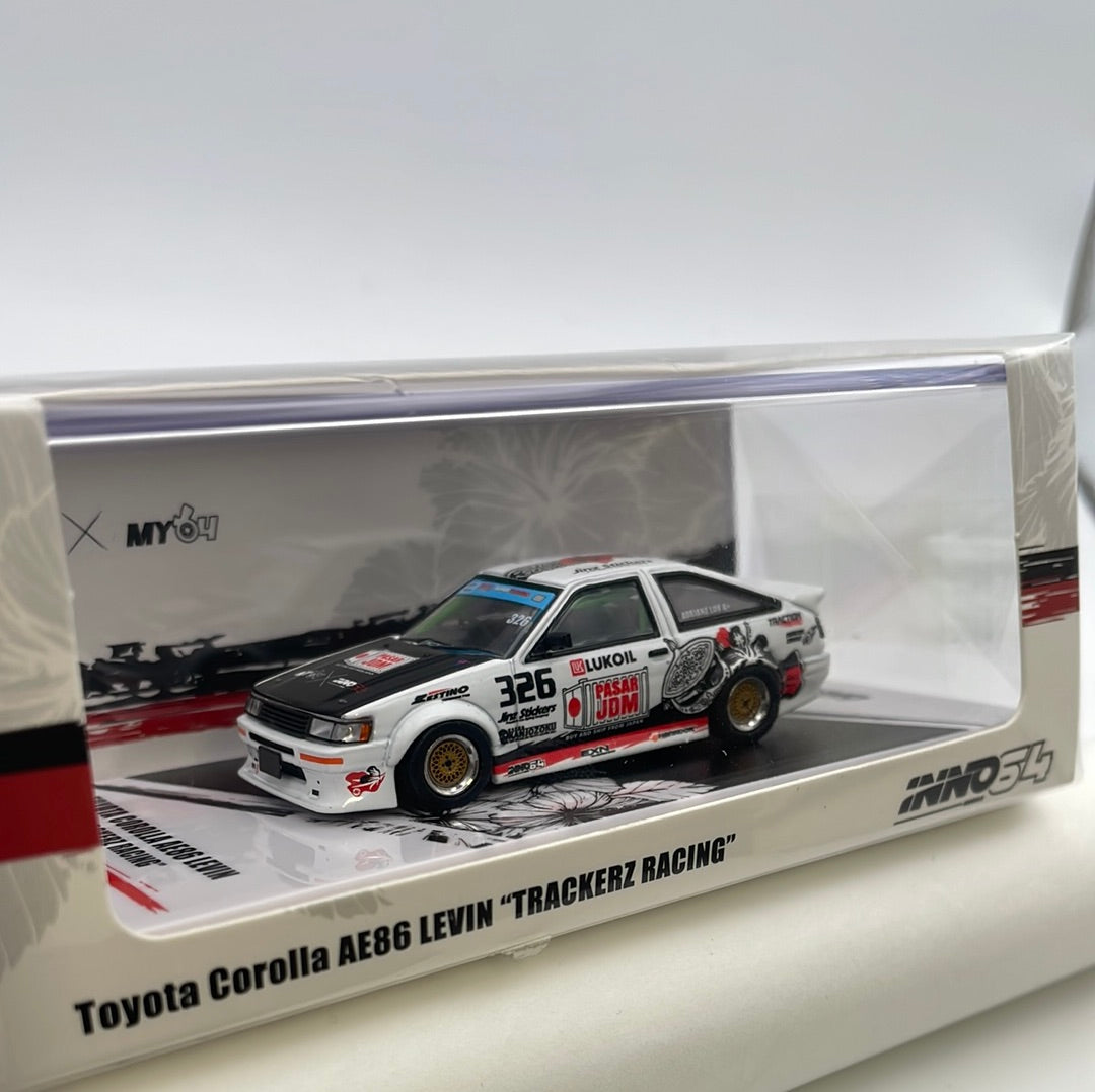 Inno64 1/64 Toyota Corolla AE86 Levin ''Trackerz Racing'' White - IN64- AE86-TRACKERZ - Damaged Box
