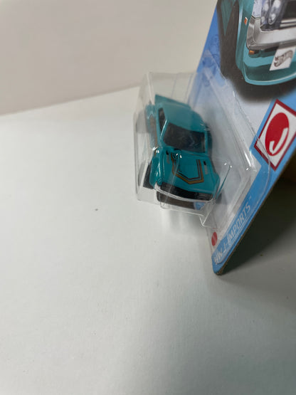 Hot Wheels 1/64 ‘70 Toyota Celica Teal - Damaged Box