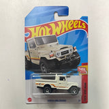 Hot Wheels 1/64 Treasure Hunt Toyota Land Cruiser White - Damaged Card