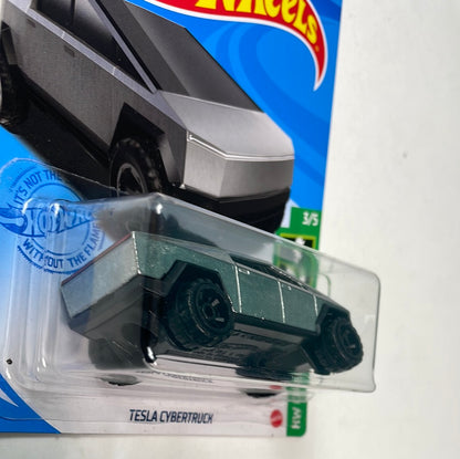 Hot Wheels 1/64 Tesla Cybertruck (Green Speed)